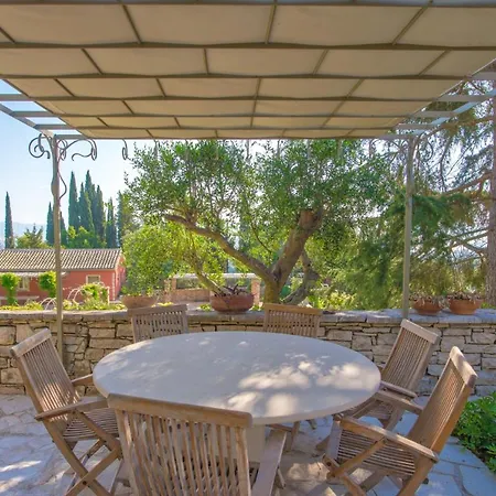 Paleopetres La Chataigne - Private Pool - Sea Views - Corfu Town - Villa Kastania (Corfu)