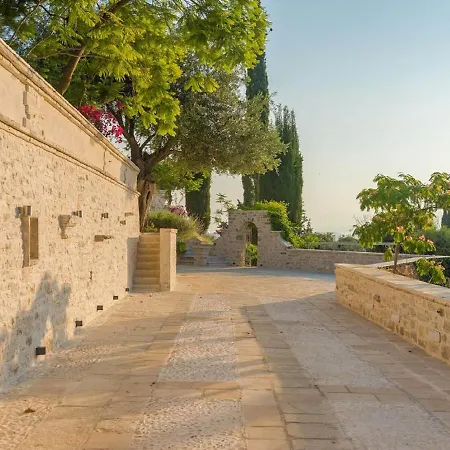 Βίλα Paleopetres La Chataigne - Private Pool - Sea Views - Corfu Town - *